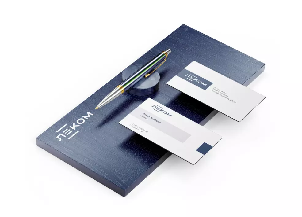 La agencia de diseño Inkastar desarrolló un nuevo logotipo para la empresa LECOM, modernizando la imagen visual de la marca y reforzando su vínculo con soluciones documentales y tecnológicas.